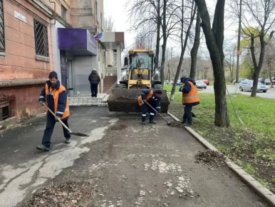 О работах МУП «Простор». Муниципальное унитарное предприятие «Простор» ежедневно выполняет все необходимые работы по содержанию городских улиц