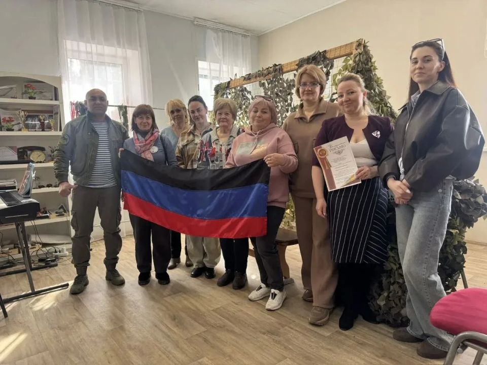 Горловчане приняли участие в II Всероссийском форуме «Маленький патриот: дорога к осознанию» Горловчане приняли участие в II Всероссийском форуме «Маленький патриот: дорога к осознанию»