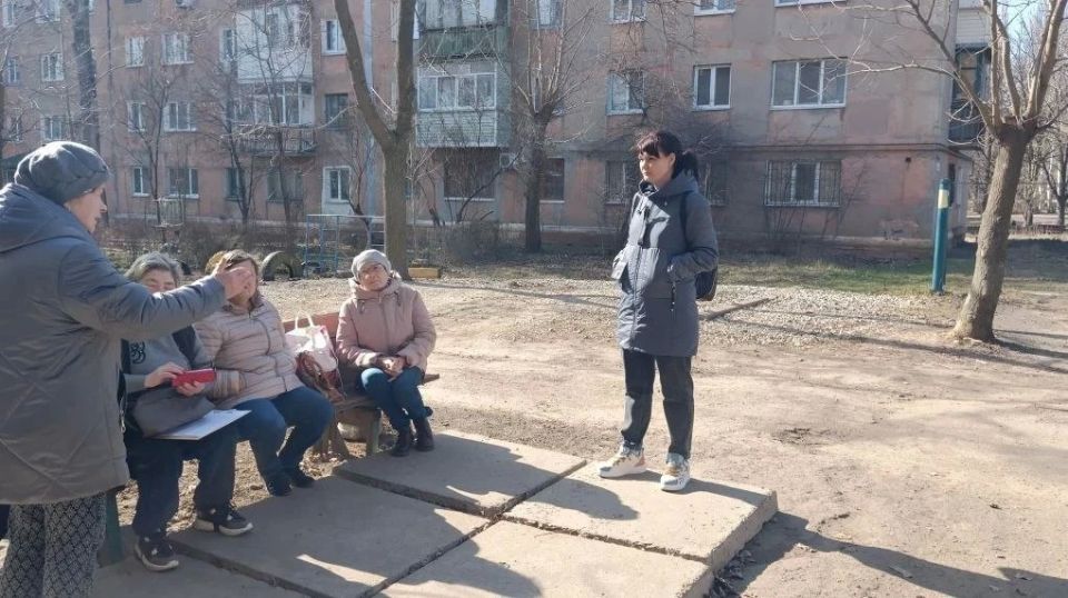 В Центрально-Городском внутригородском районе Горловки выбирают управдомов В Центрально-Городском внутригородском районе Горловки выбирают управдомов