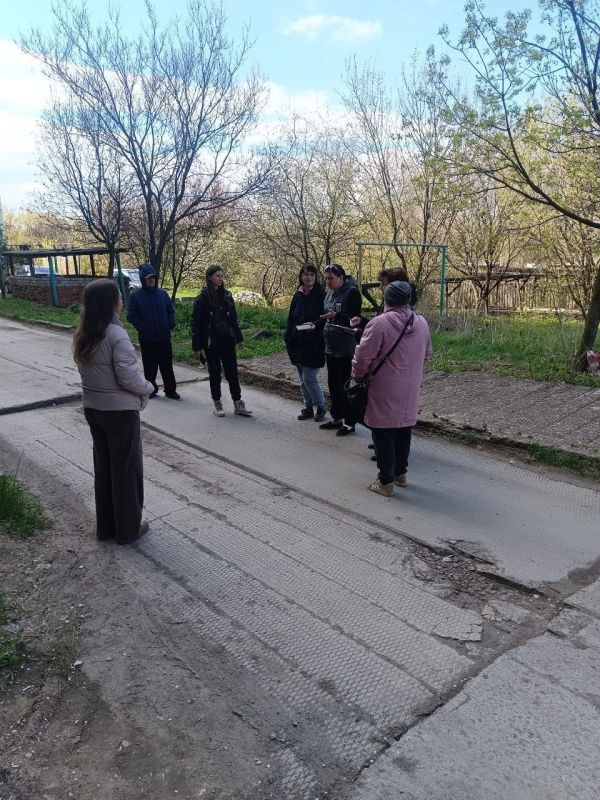 Роман Конев: В рамках регулярных встреч представителей Управы и Единого регионального фонда управления многоквартирными домами ДНР с жильцами многоэтажек были определены кандидатуры управдомов Роман Конев: В рамках регулярных встреч представителей Управы и Единого регионального фонда управления многоквартирными домами ДНР с жильцами многоэтажек были определены кандидатуры управдомов