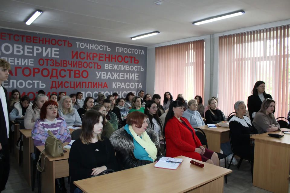 В Горловке обсудили правовые основы работы некоммерческих организаций В Горловке обсудили правовые основы работы некоммерческих организаций