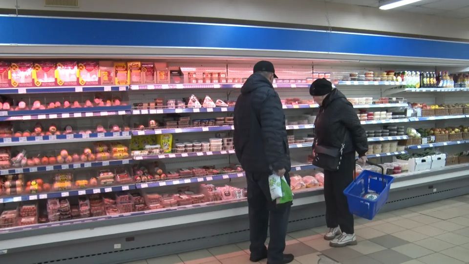 Активисты Народного контроля проверили ряд магазинов Горловки Активисты Народного контроля проверили ряд магазинов Горловки