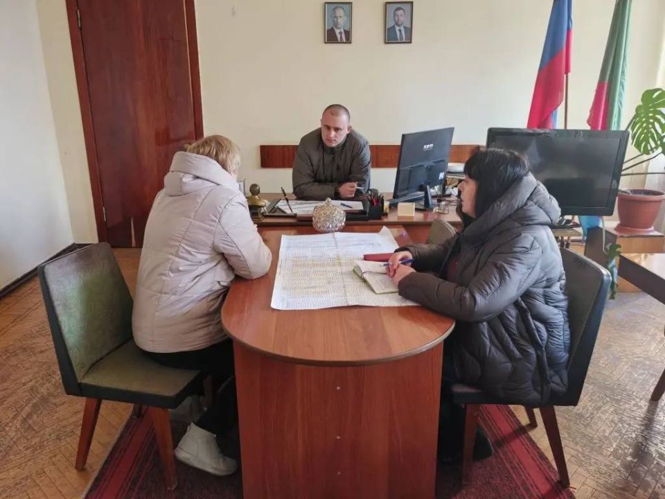 Иван Приходько: В Никитовском внутригородском районе города Горловка прошёл приём граждан Иван Приходько: В Никитовском внутригородском районе города Горловка прошёл приём граждан
