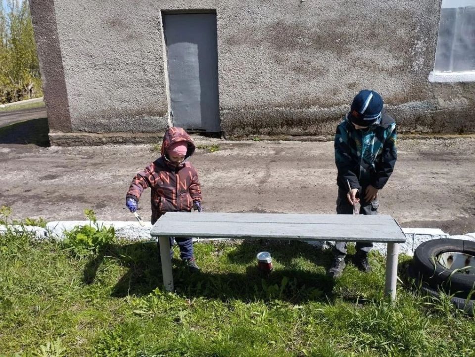 Роман Конев: В рамках двухмесячника по благоустройству, инициированного партией «Единая Россия» в рамках проекта «Донбасс — наш дом», активисты территориального общественного самоуправления (ТОС) «Куба» Калининского района... Роман Конев: В рамках двухмесячника по благоустройству, инициированного партией «Единая Россия» в рамках проекта «Донбасс — наш дом», активисты территориального общественного самоуправления (ТОС) «Куба» Калининского района...