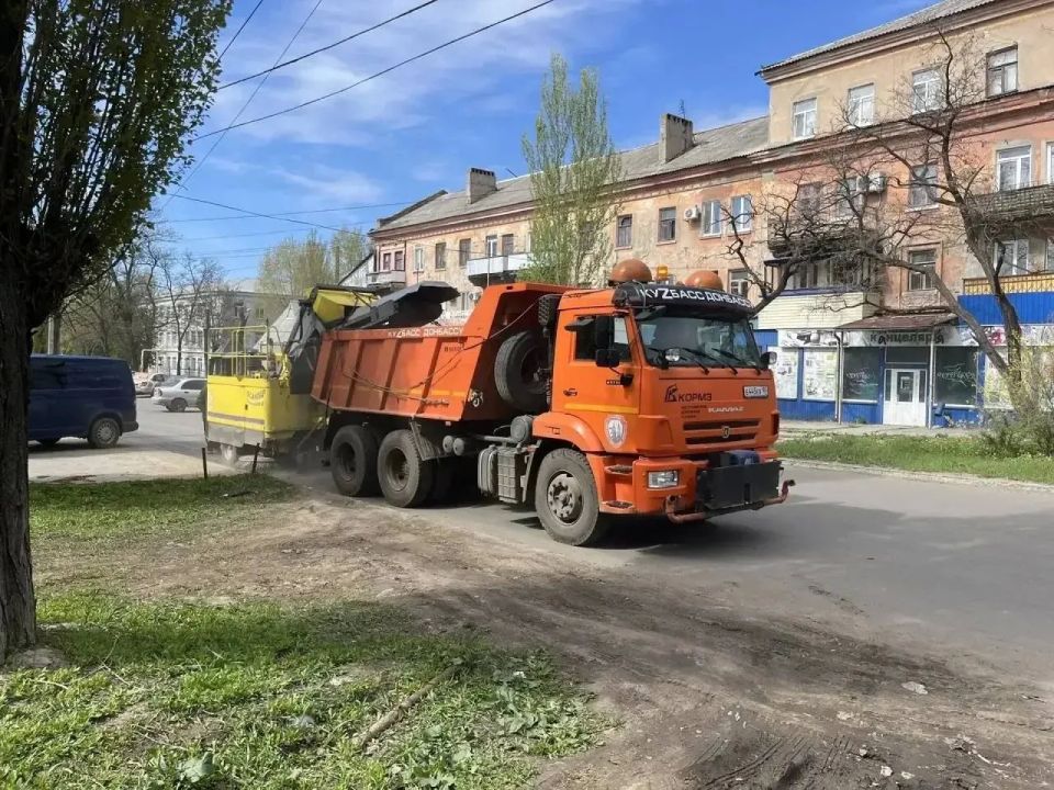 О работах МУП «Простор». МУП «Простор» ежедневно выполняет все необходимые работы по содержанию городских улиц