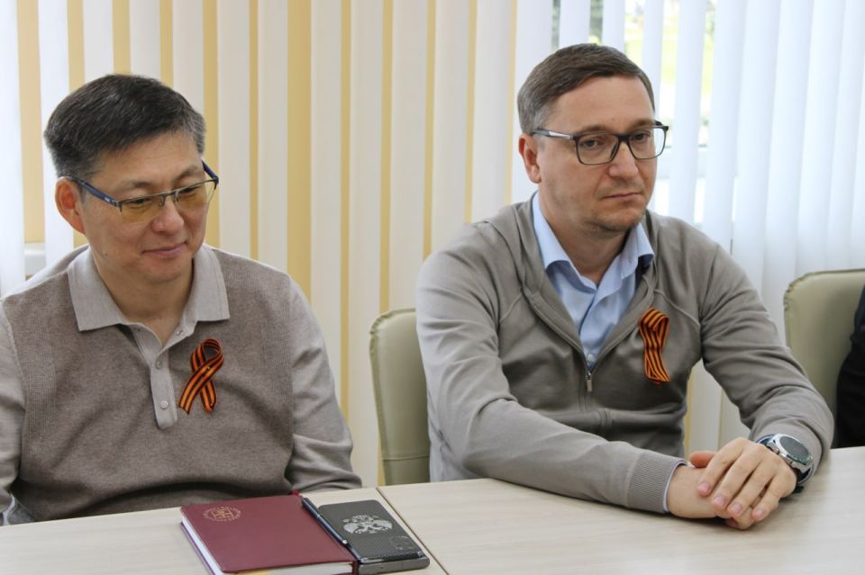 Роман Конев: 28 апреля 2026 года принял участие в аппаратном совещании администрации городского округа Горловка Донецкой Народной Республики, которое возглавил глава администрации Иван Приходько