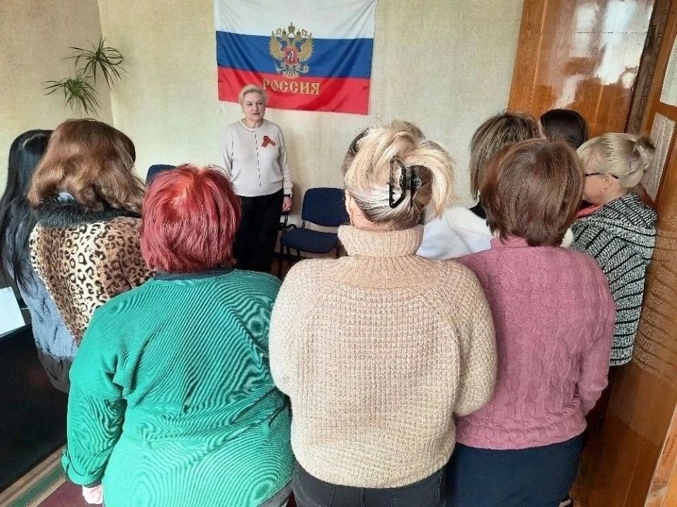 Состоялись встречи руководства Управы Калининского района Горловки с трудовыми коллективами