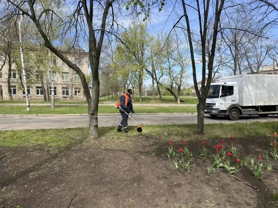 О работах МУП «Простор». МУП «Простор» ежедневно выполняет все необходимые работы по содержанию городских улиц О работах МУП «Простор». МУП «Простор» ежедневно выполняет все необходимые работы по содержанию городских улиц