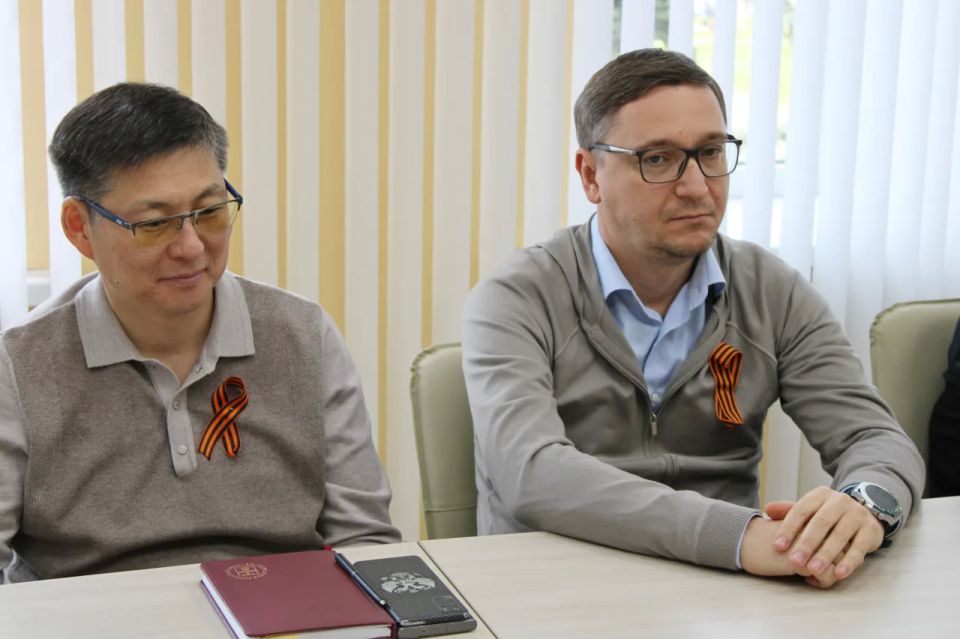 Иван Приходько: Провел аппаратное совещание администрации городского округа Горловка Донецкой Народной Республики, в котором приняли участие руководители структурных подразделений администрации, представители силовых... Иван Приходько: Провел аппаратное совещание администрации городского округа Горловка Донецкой Народной Республики, в котором приняли участие руководители структурных подразделений администрации, представители силовых...