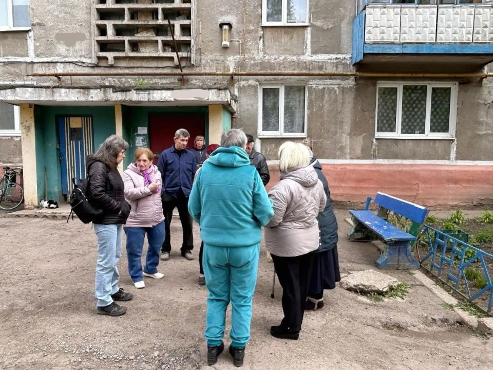 Роман Конев: По инициативе главы ДНР и секретаря регионального отделения «Единой России» Дениса Пушилина продолжается работа по вовлечению жителей в управление многоквартирными домами