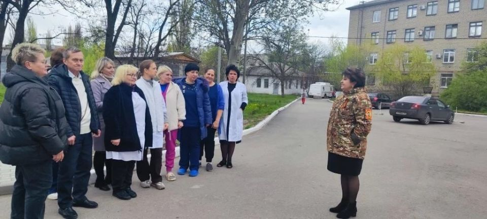 Роман Конев: 29 апреля 2026 года депутаты Горловского городского совета от фракции «Единая Россия» — Светлана Евсеенко, Евгений Прокопович, Дмитрий Корона, Сергей Медведев, Нелля Якуненко и Инает Розводова — провели встречи... Роман Конев: 29 апреля 2026 года депутаты Горловского городского совета от фракции «Единая Россия» — Светлана Евсеенко, Евгений Прокопович, Дмитрий Корона, Сергей Медведев, Нелля Якуненко и Инает Розводова — провели встречи...