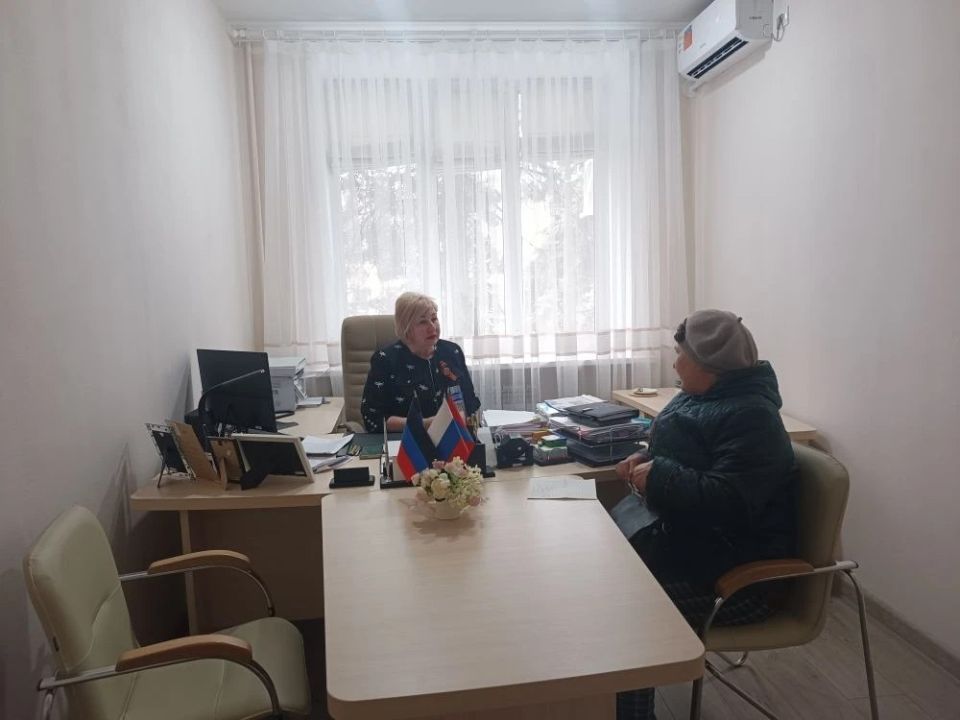 Роман Конев: 29 апреля 2026 года состоялся приём граждан заместителем председателя Горловского городского совета Донецкой Народной Республики первого созыва Наталией Ботвиной