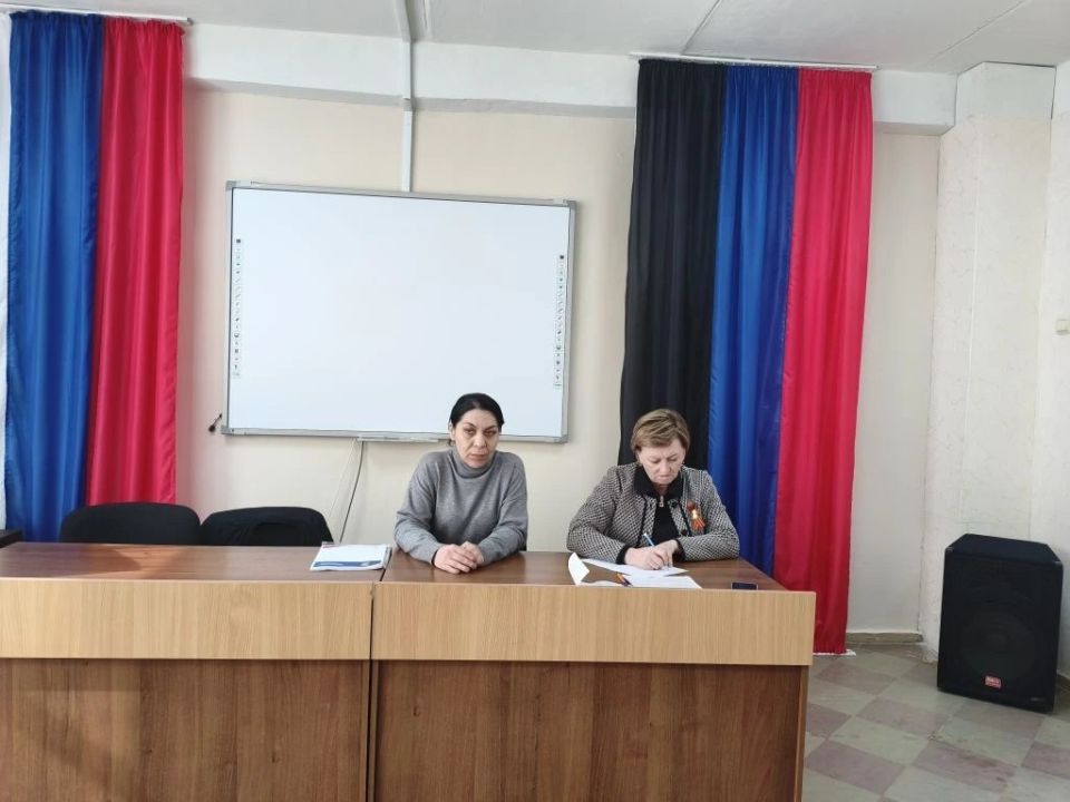 Роман Конев: 29 апреля 2026 года депутаты Горловского городского совета от фракции «Единая Россия» — Светлана Евсеенко, Евгений Прокопович, Дмитрий Корона, Сергей Медведев, Нелля Якуненко и Инает Розводова — провели встречи... Роман Конев: 29 апреля 2026 года депутаты Горловского городского совета от фракции «Единая Россия» — Светлана Евсеенко, Евгений Прокопович, Дмитрий Корона, Сергей Медведев, Нелля Якуненко и Инает Розводова — провели встречи...