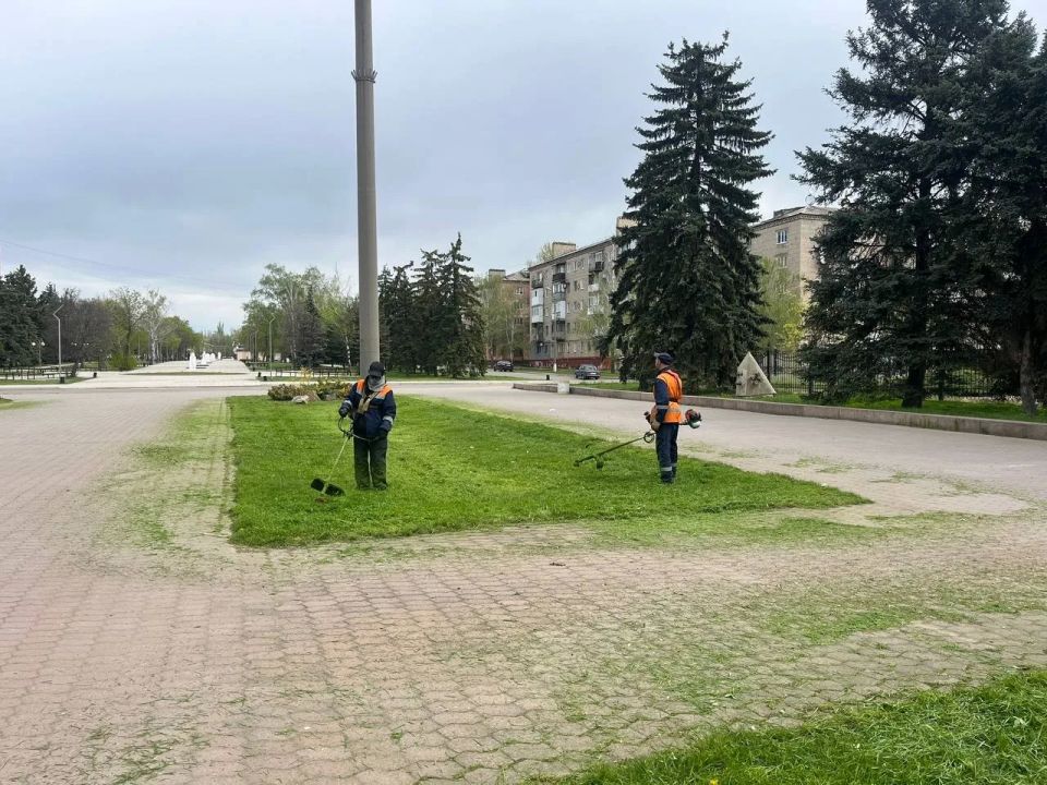 О работах МУП «Простор». МУП «Простор» ежедневно выполняет все необходимые работы по содержанию городских улиц О работах МУП «Простор». МУП «Простор» ежедневно выполняет все необходимые работы по содержанию городских улиц