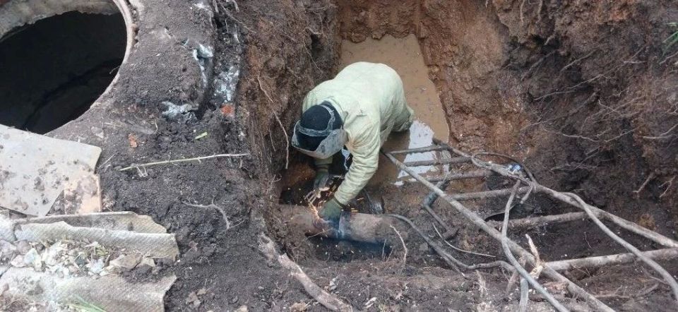 Объединённые ресурсы компании «Вода Донбасса» и специалистов из Кузбасса направлены на обеспечение бесперебойной подачи воды в Горловке Объединённые ресурсы компании «Вода Донбасса» и специалистов из Кузбасса направлены на обеспечение бесперебойной подачи воды в Горловке