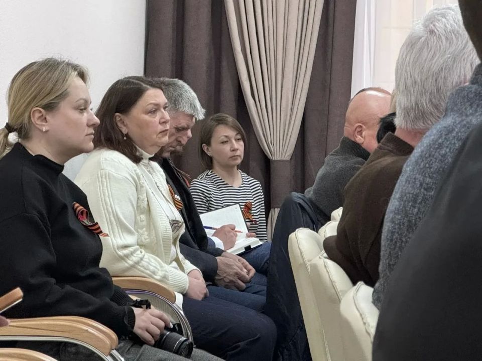 Представители Общественного совета приняли участие в заседании Горловского горсовета Представители Общественного совета приняли участие в заседании Горловского горсовета