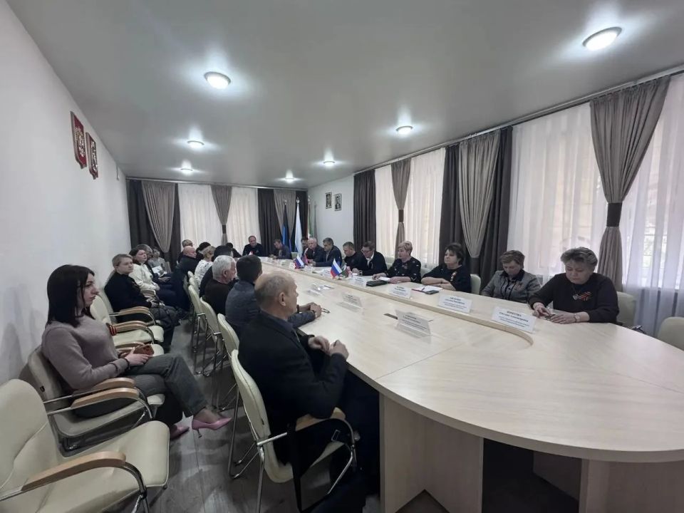 Представители Общественного совета приняли участие в заседании Горловского горсовета Представители Общественного совета приняли участие в заседании Горловского горсовета