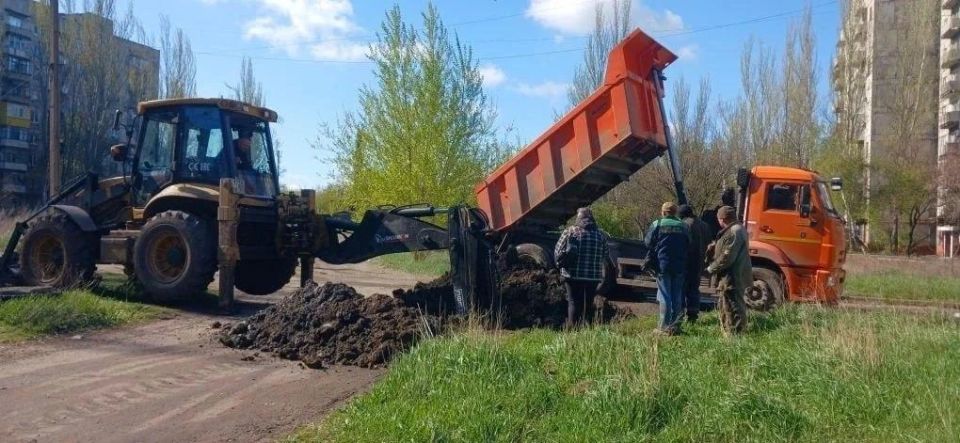 Кузбасс совместно с коллегами из Горловки устранил более 200 аварий за неделю Кузбасс совместно с коллегами из Горловки устранил более 200 аварий за неделю