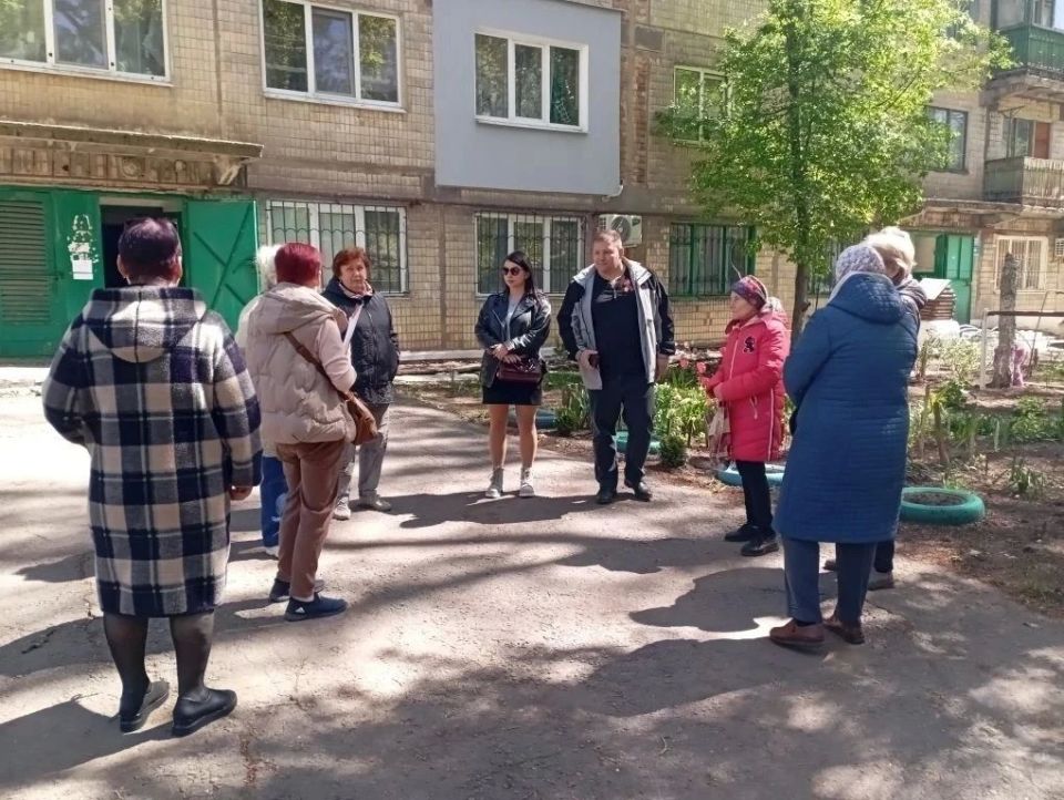 «Управдом» в действии: Калининский район выбирает старших по домам «Управдом» в действии: Калининский район выбирает старших по домам