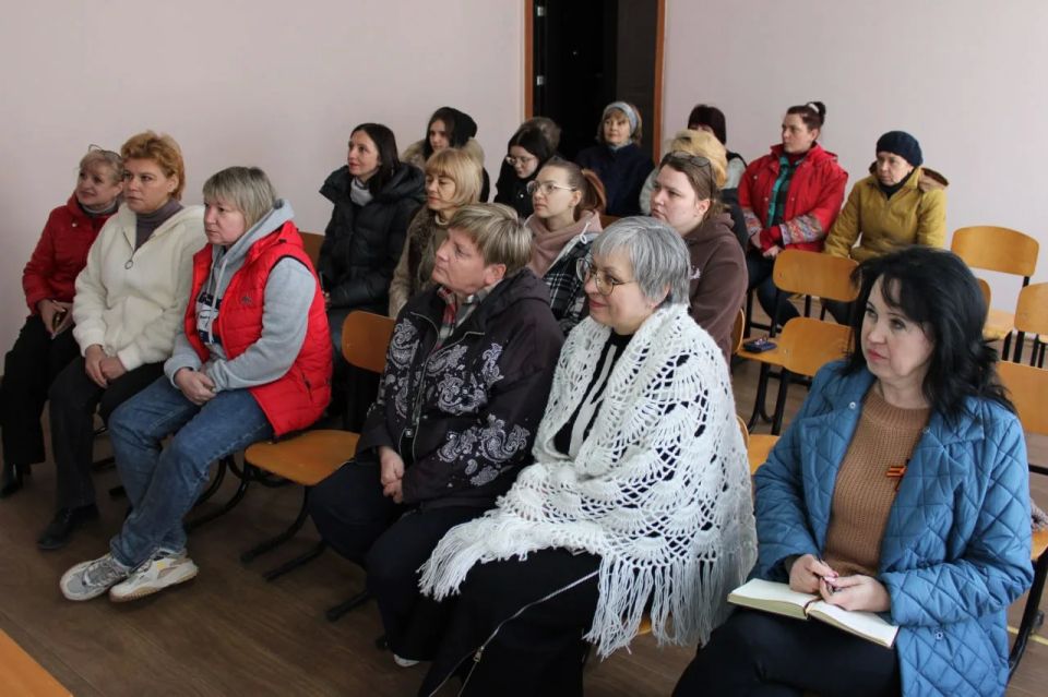 Состоялась встреча руководства администрации городского округа Горловка с трудовым коллективом Состоялась встреча руководства администрации городского округа Горловка с трудовым коллективом