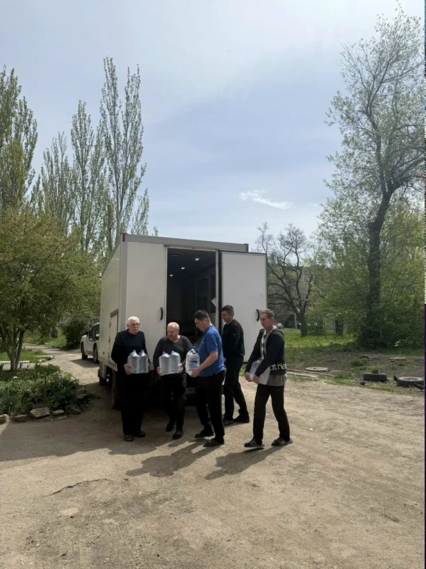 Роман Конев: 6 мая 2026 года депутаты Горловского городского совета от «Единой России» — Наталия Ботвина, София Потапова, Елена Кузьмина, Сергей Третьяков, Александр Бобровский, Игорь Толкачев, Николай Гальченко, Алексей... Роман Конев: 6 мая 2026 года депутаты Горловского городского совета от «Единой России» — Наталия Ботвина, София Потапова, Елена Кузьмина, Сергей Третьяков, Александр Бобровский, Игорь Толкачев, Николай Гальченко, Алексей...