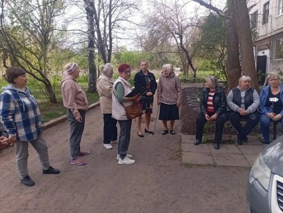 Роман Конев: В Калининском районе Горловки внедряется новая модель управления многоквартирными домами, где ключевая роль отводится «управдому»