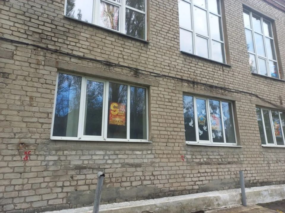 Роман Конев: В рамках инициативы «Окна Победы» и партийного проекта «Единой России» «Историческая память» Центрального городского района Горловки готовится к наступающему празднику Роман Конев: В рамках инициативы «Окна Победы» и партийного проекта «Единой России» «Историческая память» Центрального городского района Горловки готовится к наступающему празднику