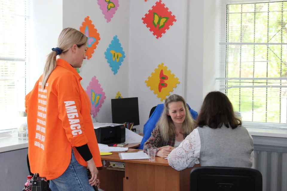В Горловке прошла гуманитарная миссия по обследованию и диагностике детей с ОВЗ В Горловке прошла гуманитарная миссия по обследованию и диагностике детей с ОВЗ