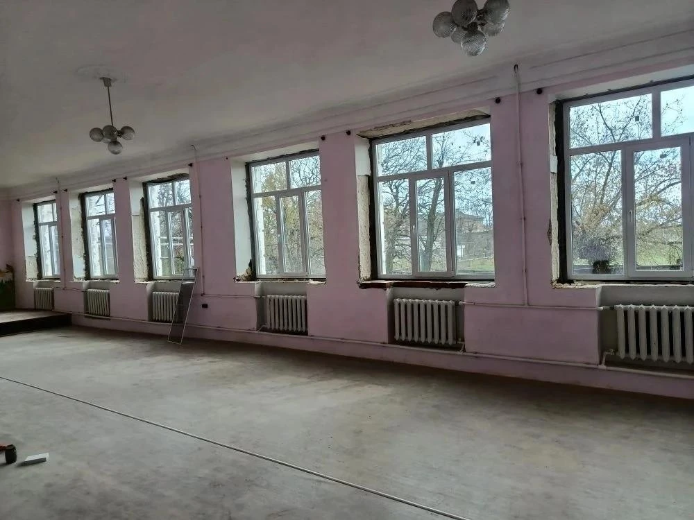 Кузбасс восстановил остекление в образовательном учреждении Горловки Кузбасс восстановил остекление в образовательном учреждении Горловки