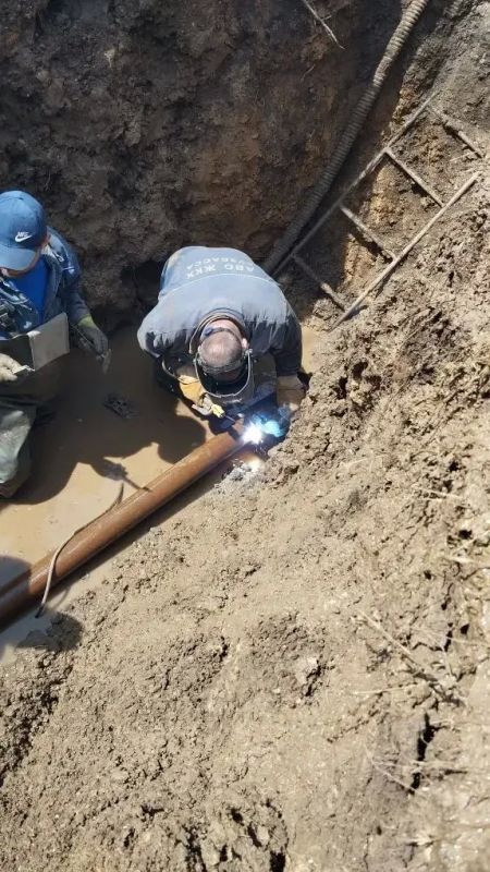 Кузбасс продолжает аварийно-восстановительные работы в Горловке Кузбасс продолжает аварийно-восстановительные работы в Горловке