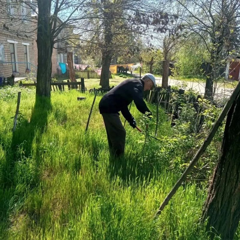 Иван Приходько: Уважаемые жители Горловки! Представляю вам еженедельный отчет о деятельности Горловского филиала единого регионального фонда по управлению многоквартирными домами на территории Донецкой Народной Республики Иван Приходько: Уважаемые жители Горловки! Представляю вам еженедельный отчет о деятельности Горловского филиала единого регионального фонда по управлению многоквартирными домами на территории Донецкой Народной Республики