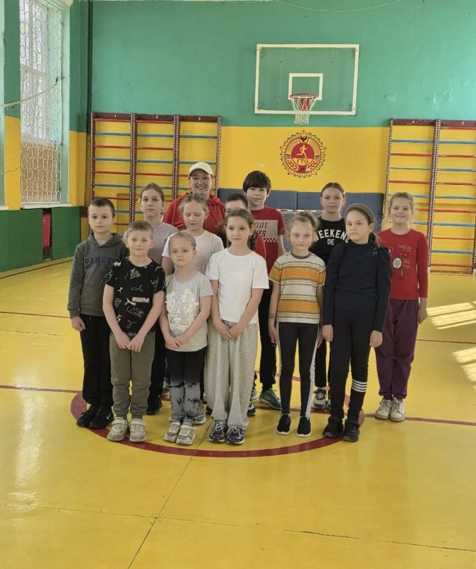Иван Приходько: В Горловке активно реализуется проект Единой России «Детский спорт» Иван Приходько: В Горловке активно реализуется проект Единой России «Детский спорт»