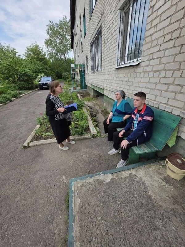 Роман Конев: Жители Центрально-Городского района Горловки активно участвуют в выборе своих представителей — старших по домам Роман Конев: Жители Центрально-Городского района Горловки активно участвуют в выборе своих представителей — старших по домам