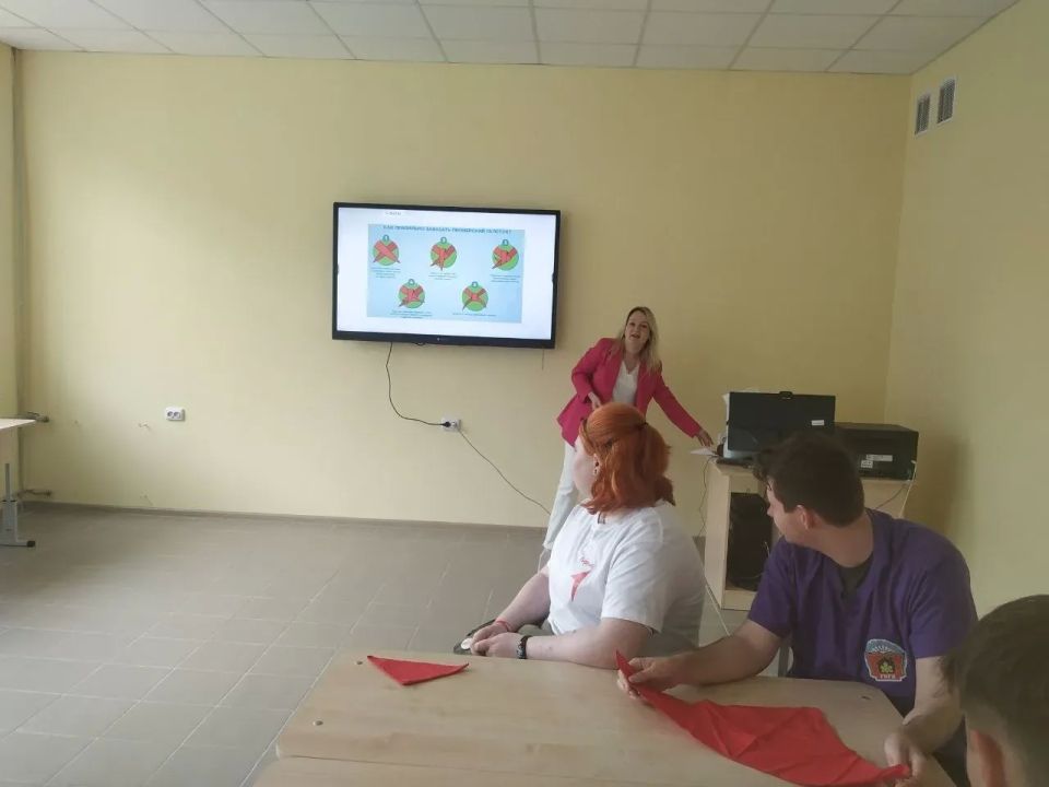 В Горловке проведено мероприятие в рамках партийного проекта Единой России «Чистая страна» В Горловке проведено мероприятие в рамках партийного проекта Единой России «Чистая страна»