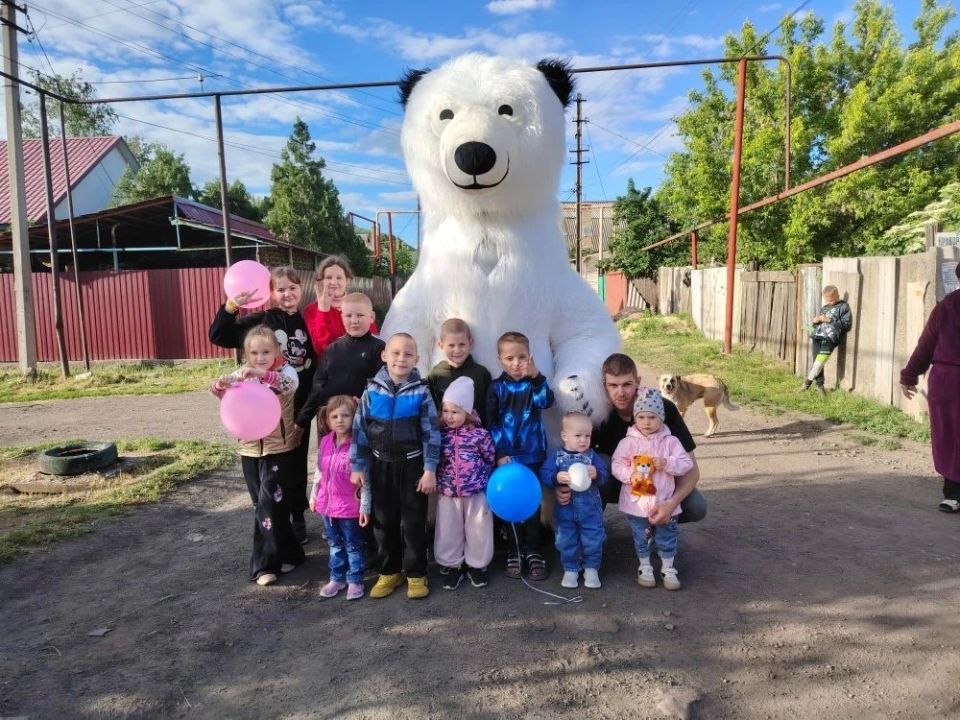 В поселке Кочегарка организовали праздник ко Дню защиты детей В поселке Кочегарка организовали праздник ко Дню защиты детей