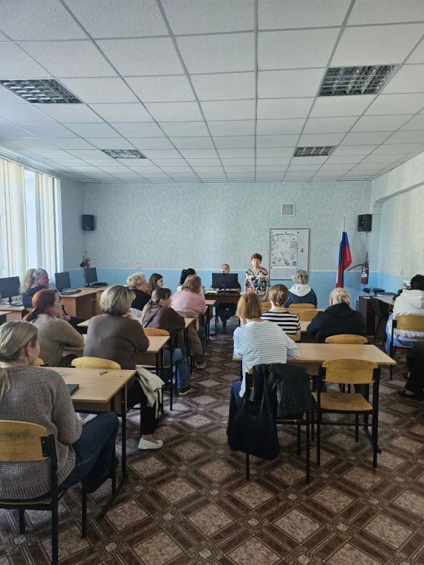 В Центрально-Городском районе Горловки прошли встречи лидеров общественного мнения с жителями В Центрально-Городском районе Горловки прошли встречи лидеров общественного мнения с жителями