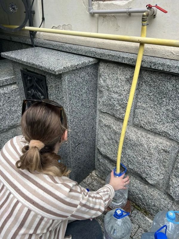В рамках акции «Молодёжь не оставит в беде!» доброслужащие администрации городского округа Горловка Донецкой Народной Республики совместно с некоммерческими организациями города организовали адресную доставку питьевой воды...