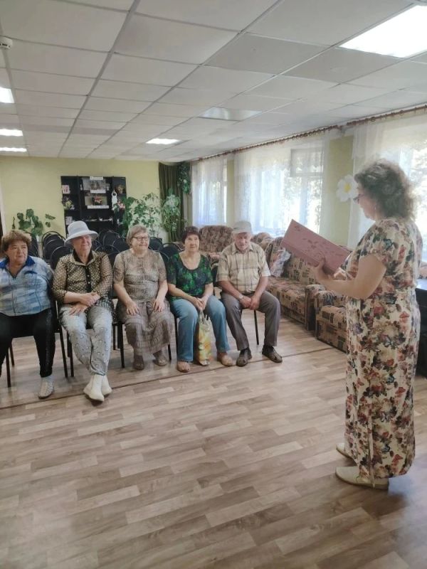 В отделении Центра социального обслуживания населения Калининского района Горловки прошел исторический час