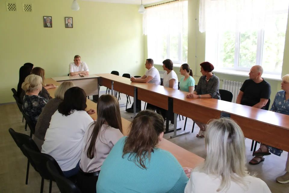 Состоялась встреча руководства администрации городского округа Горловка с трудовым коллективом Состоялась встреча руководства администрации городского округа Горловка с трудовым коллективом