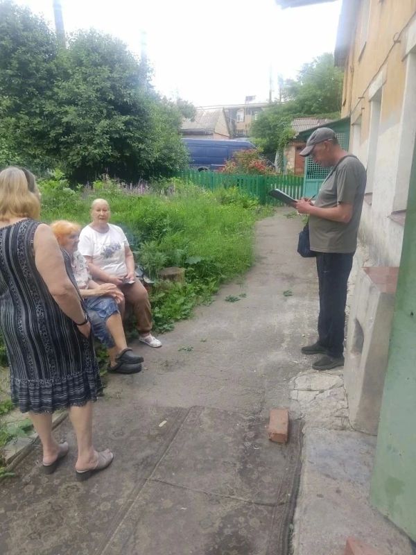 В Центрально-Городском районе Горловки продолжается работа по выбору управдомов В Центрально-Городском районе Горловки продолжается работа по выбору управдомов