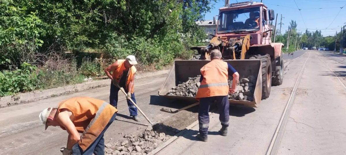 Роман Конев: О дорожных работах МУНИЦИПАЛЬНОГО УНИТАРНОГО ПРЕДПРИЯТИЯ «ПРОСТОР» АДМИНИСТРАЦИИ ГОРОДСКОГО ОКРУГА ГОРЛОВКА ДОНЕЦКОЙ НАРОДНОЙ РЕСПУБЛИКИ Роман Конев: О дорожных работах МУНИЦИПАЛЬНОГО УНИТАРНОГО ПРЕДПРИЯТИЯ «ПРОСТОР» АДМИНИСТРАЦИИ ГОРОДСКОГО ОКРУГА ГОРЛОВКА ДОНЕЦКОЙ НАРОДНОЙ РЕСПУБЛИКИ