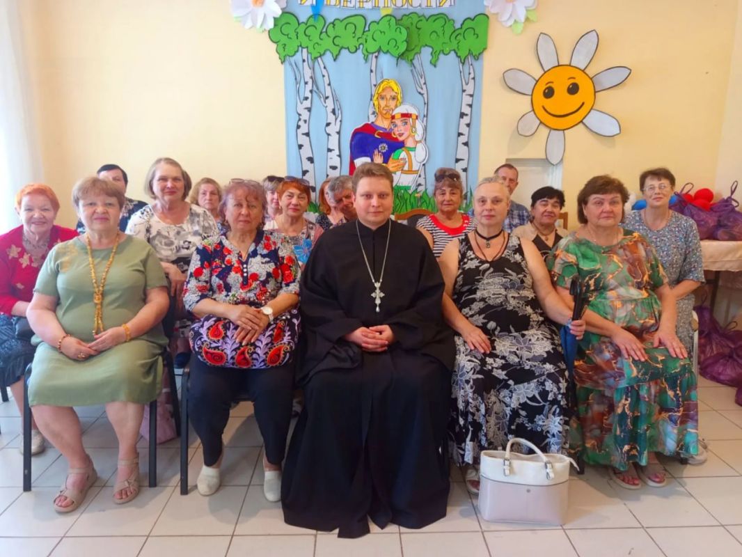В Центрально-Городском внутригородском районе города Горловка продолжается реализация проекта партии «Единая Россия» «Старшее поколение» В Центрально-Городском внутригородском районе города Горловка продолжается реализация проекта партии «Единая Россия» «Старшее поколение»