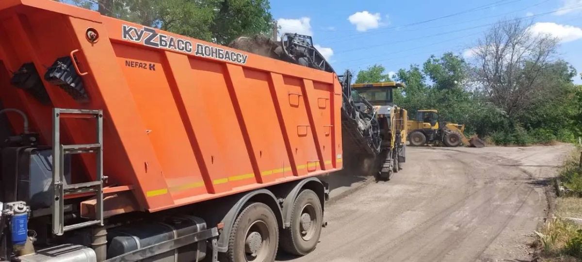 О работах МУП «Простор». Муниципальное унитарное предприятие «Простор» ежедневно выполняет все необходимые работы по содержанию городских улиц О работах МУП «Простор». Муниципальное унитарное предприятие «Простор» ежедневно выполняет все необходимые работы по содержанию городских улиц