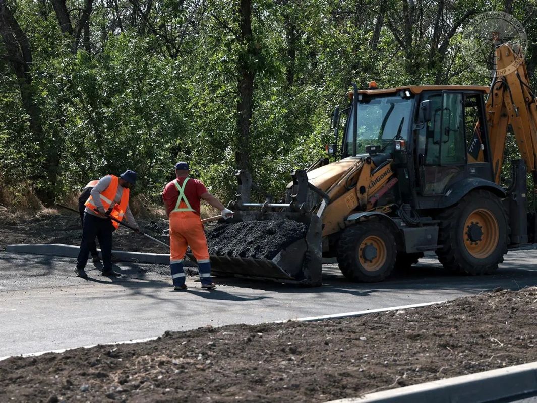 Более 110 км автомобильных дорог восстановлено с начала года под контролем Службы автомобильных дорог Донбасса Более 110 км автомобильных дорог восстановлено с начала года под контролем Службы автомобильных дорог Донбасса