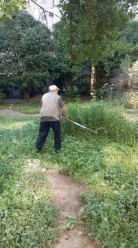 Иван Приходько: Уважаемые жители Горловки! Представляю вам еженедельный отчет о деятельности Горловского филиала единого регионального фонда по управлению многоквартирными домами на территории Донецкой Народной Республики