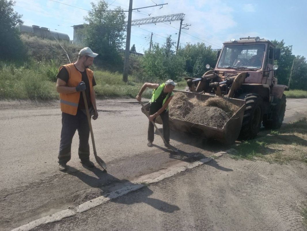 Роман Конев: МУНИЦИПАЛЬНОЕ УНИТАРНОЕ ПРЕДПРИЯТИЕ «ПРОСТОР» АДМИНИСТРАЦИИ ГОРОДСКОГО ОКРУГА ГОРЛОВКА ДОНЕЦКОЙ НАРОДНОЙ РЕСПУБЛИКИ Роман Конев: МУНИЦИПАЛЬНОЕ УНИТАРНОЕ ПРЕДПРИЯТИЕ «ПРОСТОР» АДМИНИСТРАЦИИ ГОРОДСКОГО ОКРУГА ГОРЛОВКА ДОНЕЦКОЙ НАРОДНОЙ РЕСПУБЛИКИ