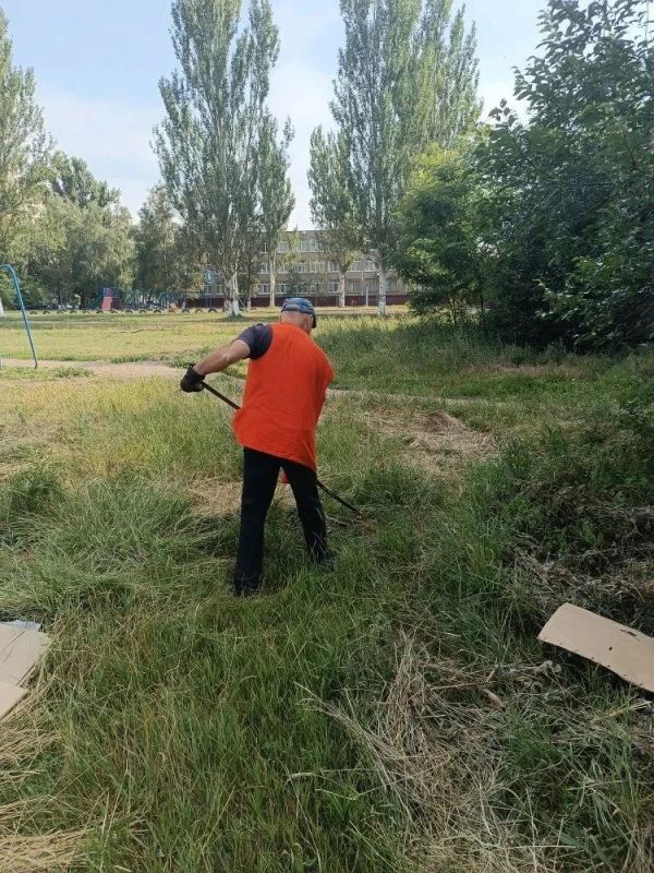 Иван Приходько: Уважаемые жители Горловки! Представляю вам еженедельный отчет о деятельности Горловского филиала единого регионального фонда по управлению многоквартирными домами на территории Донецкой Народной Республики Иван Приходько: Уважаемые жители Горловки! Представляю вам еженедельный отчет о деятельности Горловского филиала единого регионального фонда по управлению многоквартирными домами на территории Донецкой Народной Республики