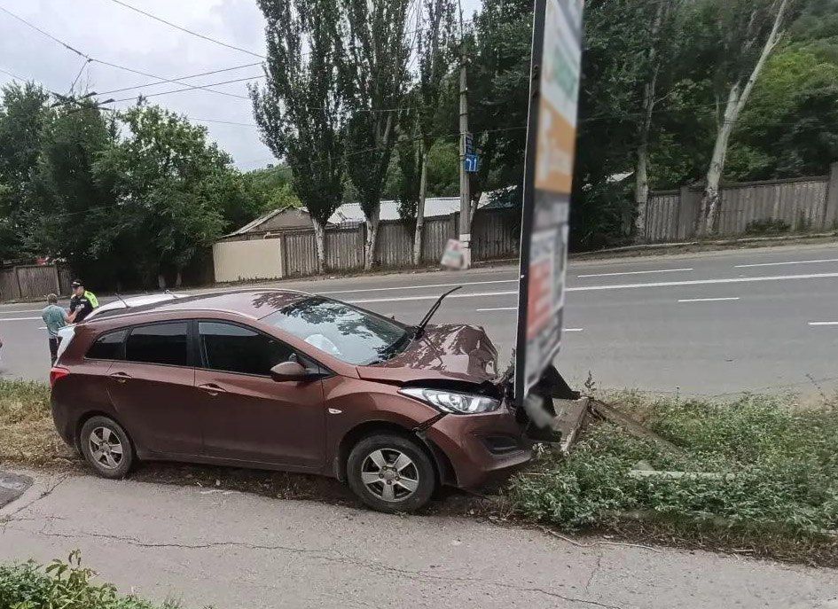 За выходные дни на дорогах Республики погибли два человека и четверо получили травмы За выходные дни на дорогах Республики погибли два человека и четверо получили травмы