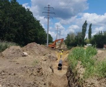 Стабильное водоснабжение для 22 тысяч жителей: в Горловке меняют магистральный водовод