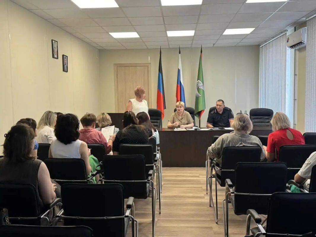 Подготовка к выборам: Инструктаж членов УИК в Горловке Подготовка к выборам: Инструктаж членов УИК в Горловке